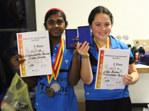 Tharmika Chivakurunathan und Dorothee Schdle 2. Platz im Doppel
