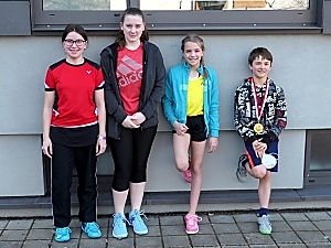 v.l.n.r: Michaela Nieratschker, Lia Schanz, Daria Lawniczak und Florian Bini v.l.n.r: Michaela Nieratschker, Lia Schanz, Daria Lawniczak und Florian Bini