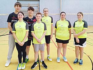 Unsere Mannschaft in Schorndorf mit Trainerin Michaela Nieratschker Unsere Mannschaft in Schorndorf mit Trainerin Michaela Nieratschker