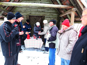 Bei der Stärkung unterwegs Bei der Stärkung unterwegs
