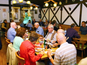 Beim Herbstfest in der Jahnhütte Beim Herbstfest in der Jahnhütte